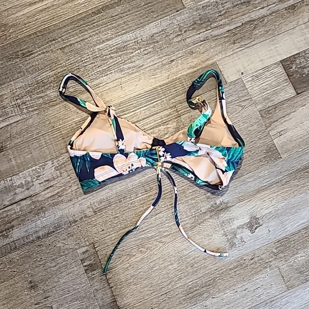 Kona Sol Bikini Top |‎ Size Small​